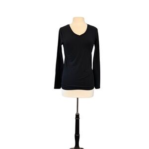 Black Long Sleeve V-Neck Top